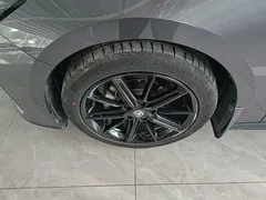 2022 Changan UNI-V 1.5T Premium — фото 23