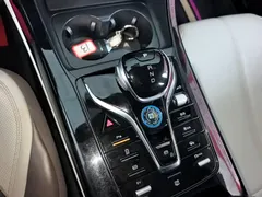 2024 BYD Qin PLUS Honor DM-i PHEV 55km Leading, белый — фото 14