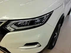 2022 Nissan Qashqai 2.0L CVT XV Prem Luxury, белый — фото 5