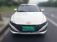 2021 Hyundai Elantra 1.5L CVT LUX Premium, белый — фото 2