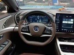 2025 BYD Han EV Smart Driving 635km Flagship, чёрный — фото 11