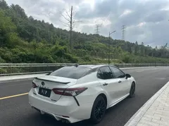 2023 Toyota Camry 2.0G Luxury, белый — фото 6