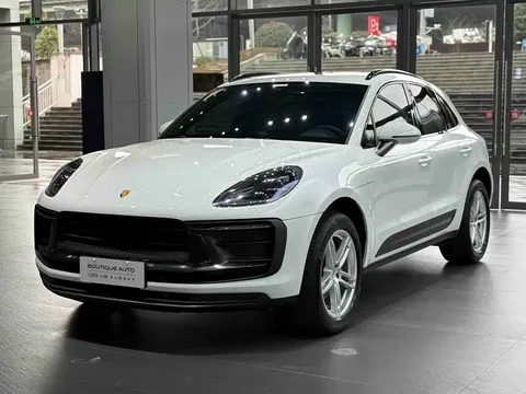 2023 Porsche Macan 2.0T