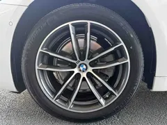 2021 BMW 5 Series 525Li M Sport Package, белый — фото 9