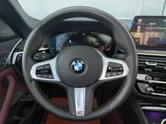 2021 BMW 5 Series 525Li M Sport Package, белый — фото 10