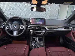 2021 BMW 5 Series 525Li M Sport Package, белый — фото 17