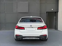 2021 BMW 5 Series 525Li M Sport Package, белый — фото 19