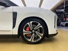 2026 Nio ES8 6-seat Executive Luxury, белый — фото 33