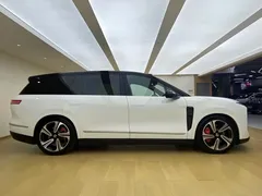 2026 Nio ES8 6-seat Executive Luxury, белый — фото 35