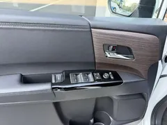 2022 Honda Odyssey 2.0L e:HEV, белый — фото 8