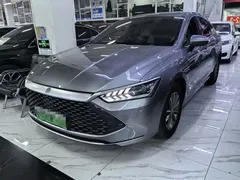 2024 BYD Qin PLUS Honor DM-i PHEV 55km Leading — фото 1