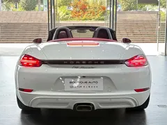2022 Porsche 718 Boxster 2.0T, белый — фото 5