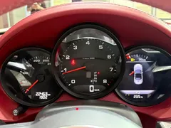 2022 Porsche 718 Boxster 2.0T, белый — фото 12