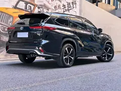 2022 Toyota Crown Kluger 2.5L HEV 4WD Premium, чёрный — фото 2