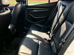 2021 Mazda 3 2.0L AT, белый — фото 9