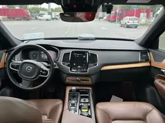 2021 Volvo XC90 7-seat, чёрный — фото 6