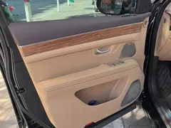 2024 Aito M7 1.5T Smart Driving 4WD Max 5-seat, чёрный — фото 7