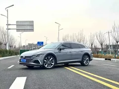 2023 Volkswagen CC Shooting Brake 380TSI — фото 2