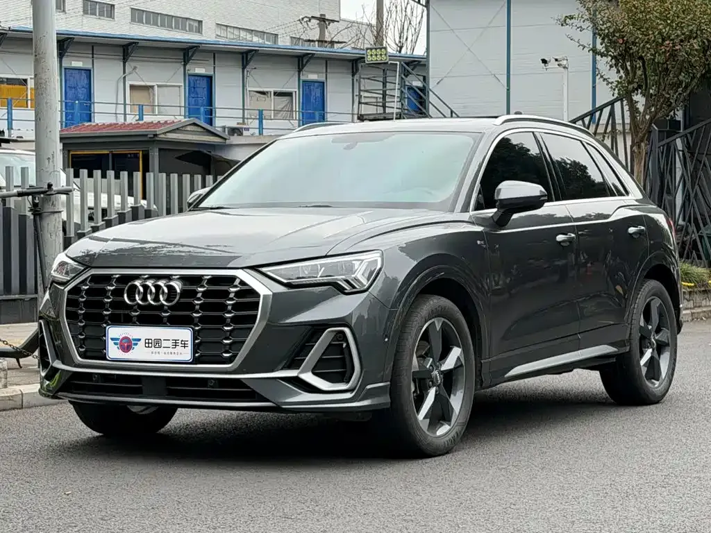 2021 Audi Q3 35 TFSI Fashion Sport
