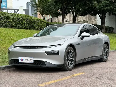 2022 Xpeng P7 480E