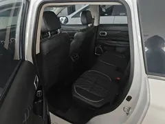 2021 Mitsubishi Outlander 2.4L 4WD 5-seat, белый — фото 17