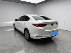 2021 Mazda 3 2.0L AT, белый — фото 8