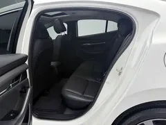 2021 Mazda 3 2.0L AT, белый — фото 10
