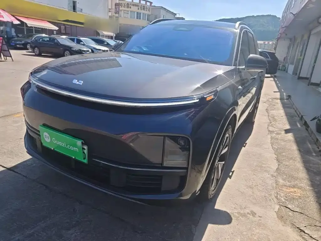 2023 Li Auto L8 Air