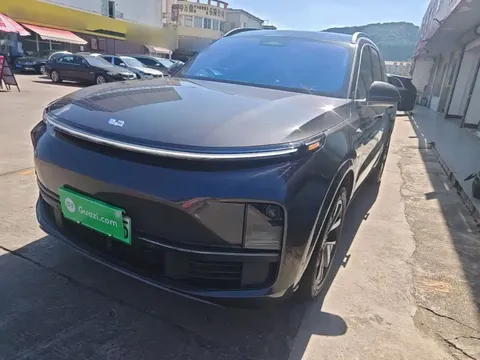2023 Li Auto L8 Air