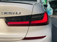 2022 BMW 3 Series 325Li M Sport Night Package, белый — фото 25