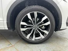 2022 Volkswagen T-Roc 280TSI DSG 2WD R-Line Pro PLUS, белый — фото 9