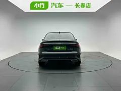 2023 Audi A3 L Limousine 35 TFSI Fashion Sport, зелёный — фото 4