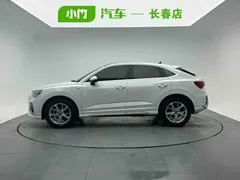 2022 Audi Q3 Sportback 35 TFSI, белый — фото 3