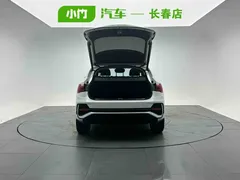2022 Audi Q3 Sportback 35 TFSI, белый — фото 5