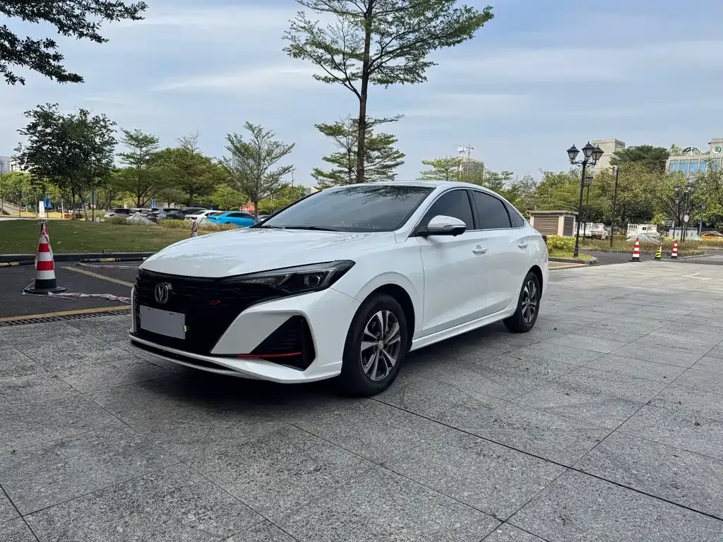 2023 Changan Eado PLUS 1.4T GDI DCT Premium