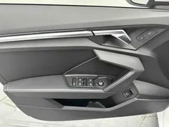 2022 Audi A3 Sportback 35 TFSI, белый — фото 11