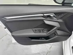 2021 Audi A3 Sportback 35 TFSI Luxury Sport, белый — фото 12