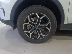 2023 BYD Yuan Pro 401km Premium, белый — фото 23