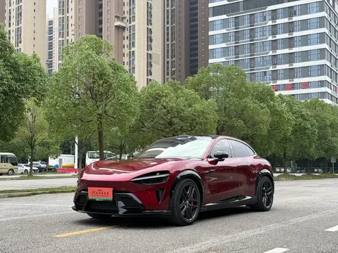 2026 Xiaomi YU7 4WD GT