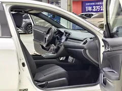 2021 Honda Civic Hatchback 220TURBO CVT, белый — фото 9