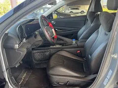 2021 Hyundai Elantra 1.5L CVT LUX Premium — фото 8