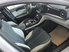 2021 BYD Qin PLUS DM-i PHEV 55km Flagship, белый — фото 25