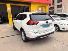 2021 Nissan X-Trail 2.0L CVT 2WD XL ITS Comfort, белый — фото 5