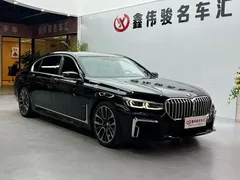 2021 BMW 7 Series 740Li Leading M Sport Package, чёрный — фото 4
