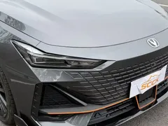 2023 Changan UNI-V 1.5T Sport — фото 4