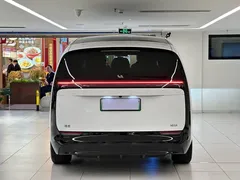 2025 Li Auto MEGA Home, белый — фото 21