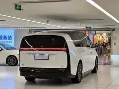 2025 Li Auto MEGA Home, белый — фото 22