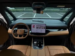 2026 Zeekr 009 7-seat Ultra+ Family Edition — фото 13
