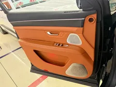 2024 Aito M7 1.5T Smart Driving 4WD Pro 5, чёрный — фото 14
