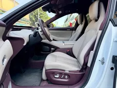 2025 Xiaomi YU7 4WD Max, белый — фото 7